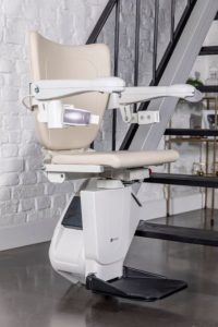 0149170207221100-style-foot-rest-unfolded-2-web