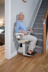 0149170207221100-woman-on-lift-2-web
