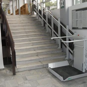 003919021122delta platform stairlift-2-2