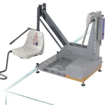 Elevador-de-bateria-portatil-para-piscina-1_METALU-400-700x392