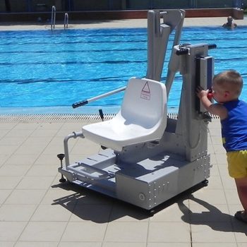 Elevador-de-bateria-portatil-para-piscina-4